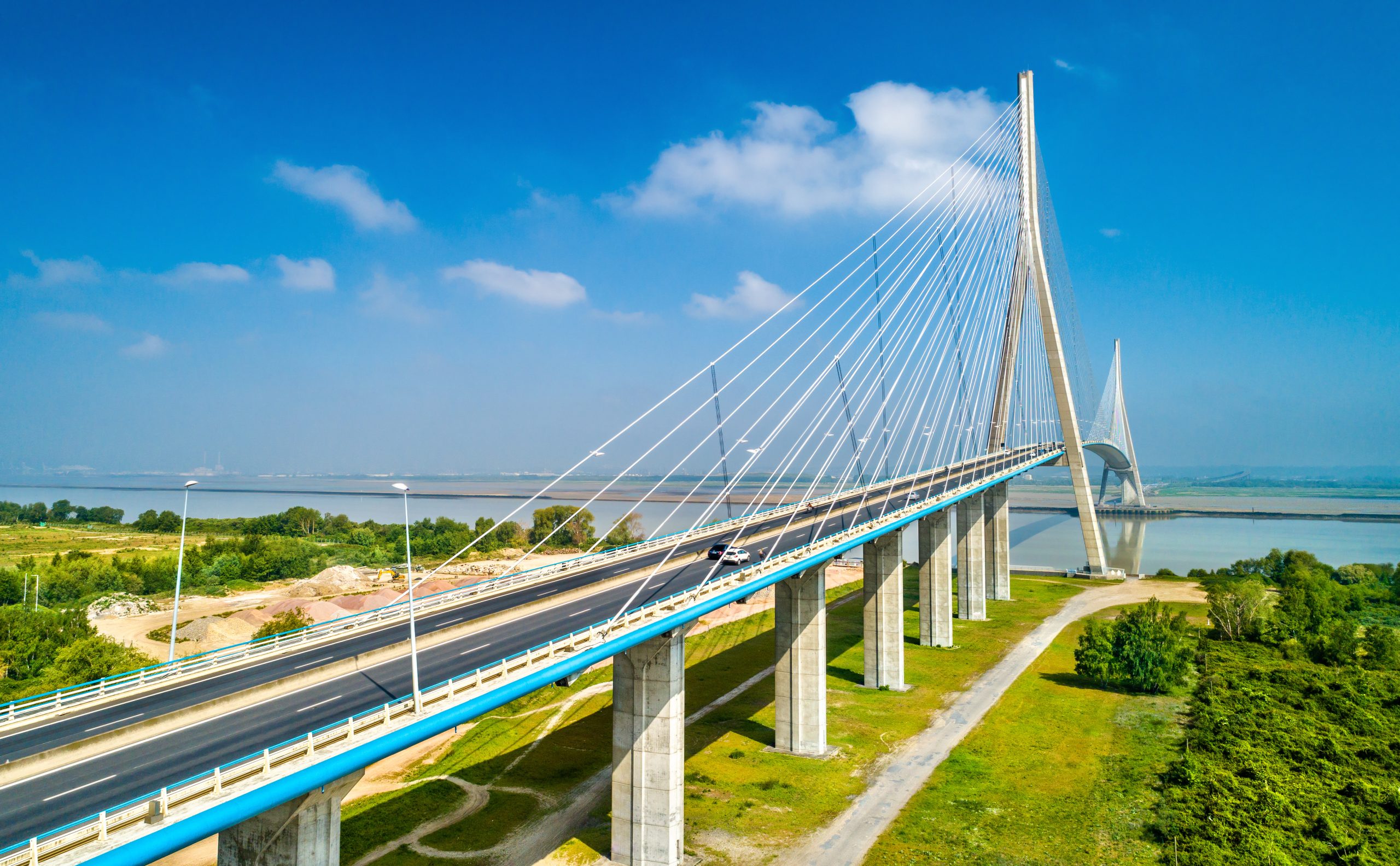 Image du pont de normandie, une structure de génie civil appartenant à la catégorie des ouvrages d'arts