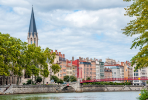 Image de la ville de Lyon et son canal